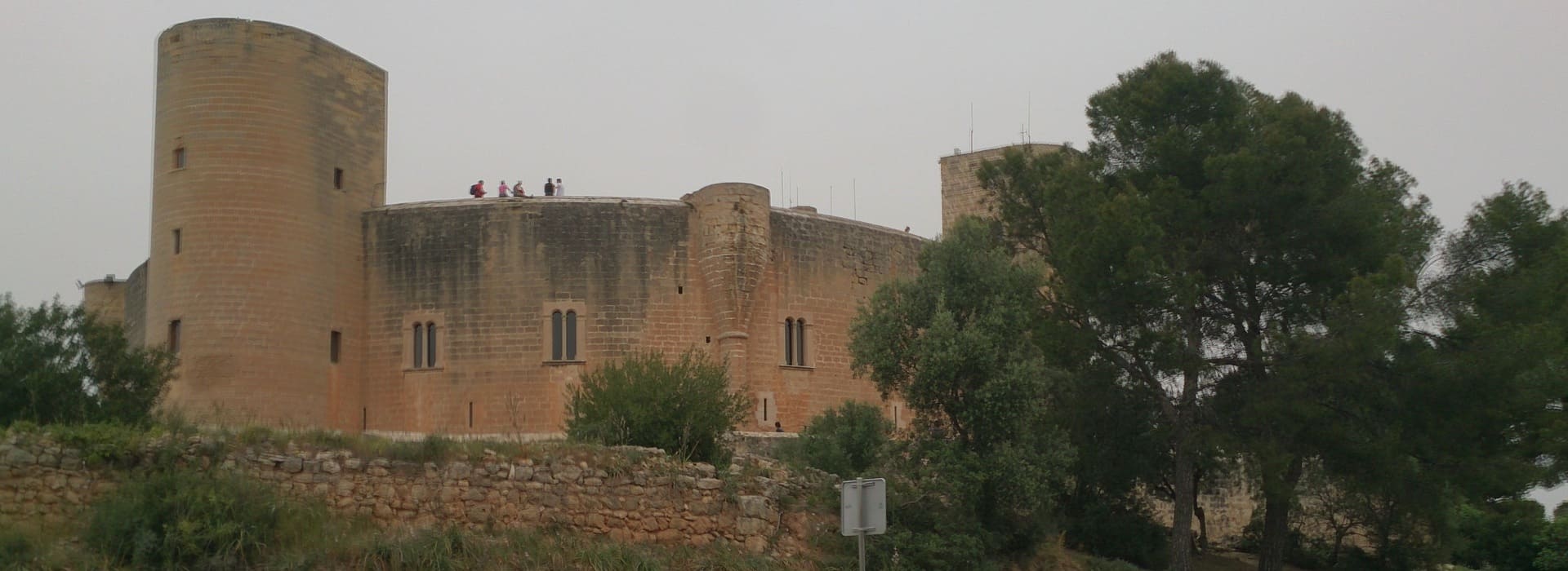 castillo bellver - zamek na majorce